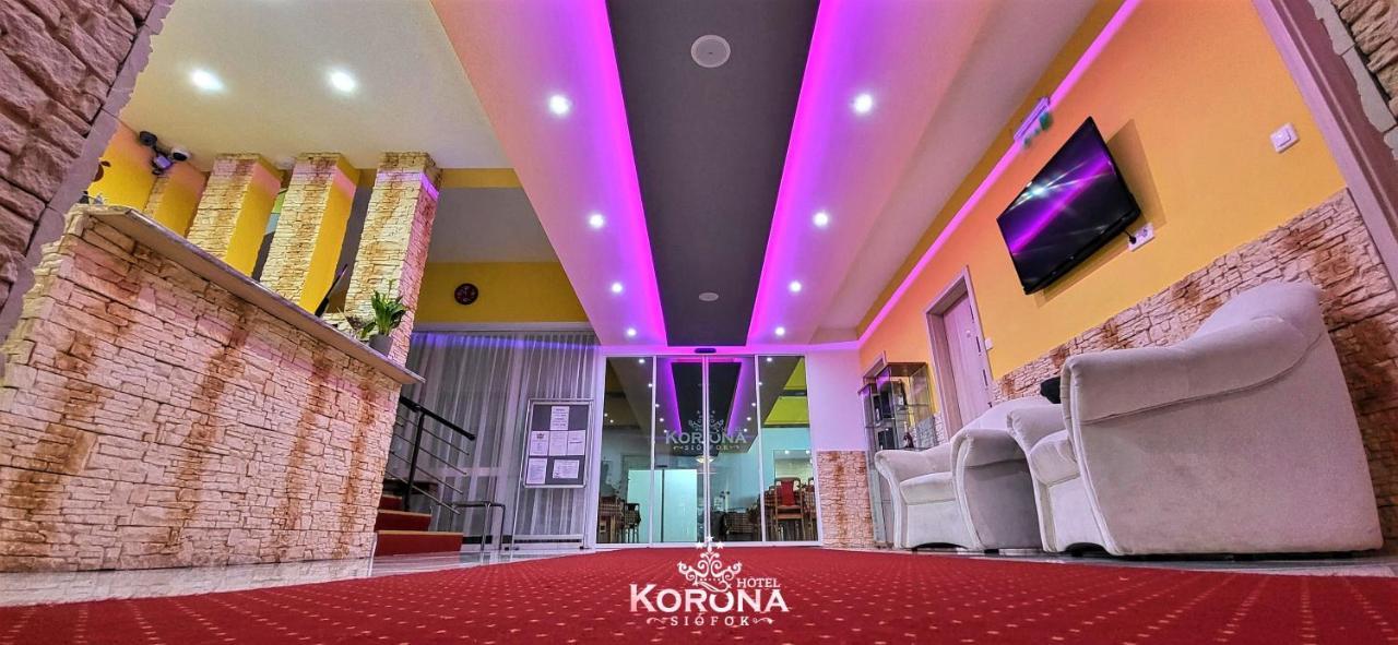 Hotel Korona ชิโอฟก ภายนอก รูปภาพ