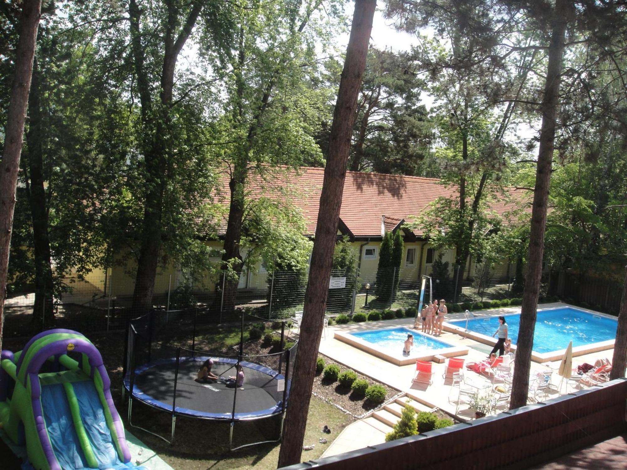 Hotel Korona ชิโอฟก ภายนอก รูปภาพ