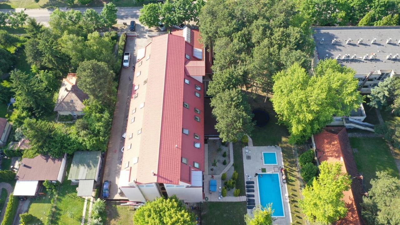 Hotel Korona ชิโอฟก ภายนอก รูปภาพ