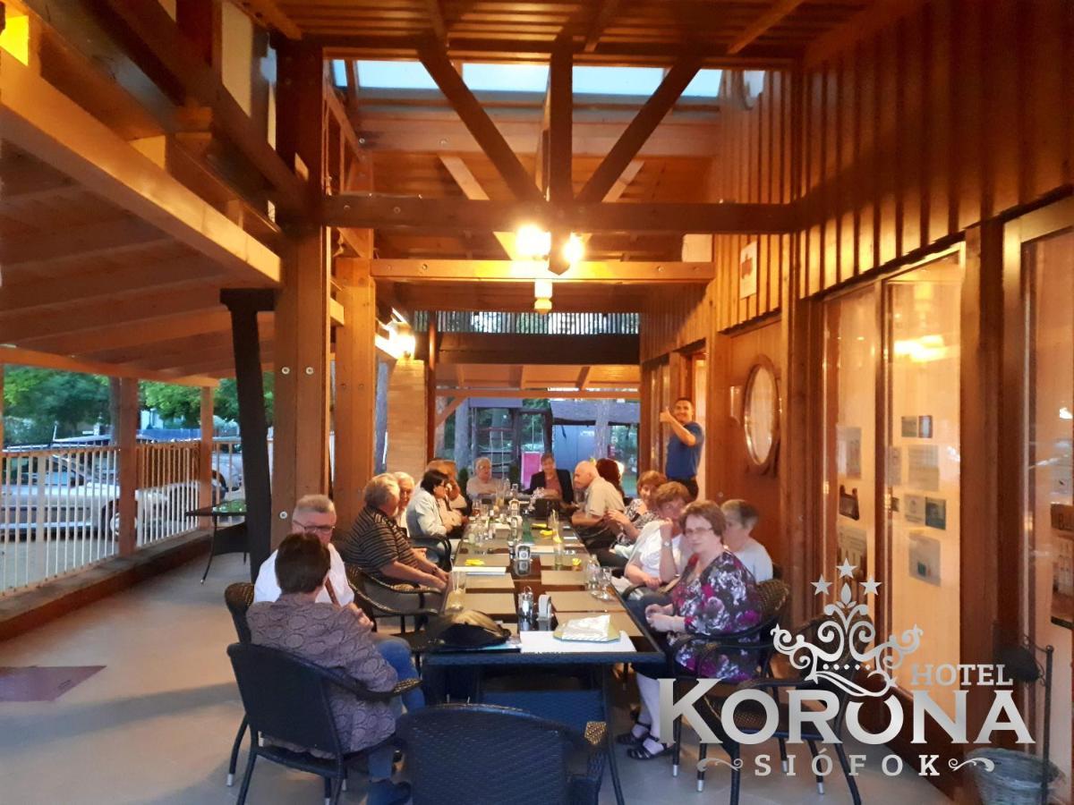Hotel Korona ชิโอฟก ภายนอก รูปภาพ
